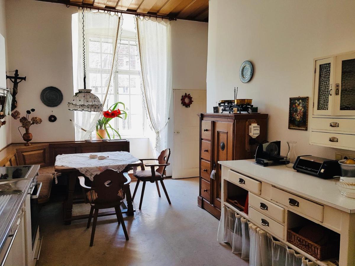 Ferienwohnung Schloss Schrattenthal Ngoại thất bức ảnh